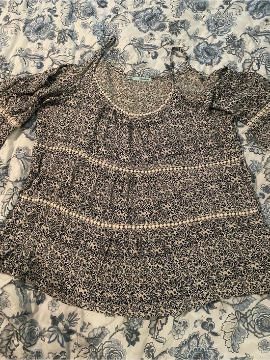 Maurices Tops - Maurices Navy and Cream Cold-Shoulder Boho Floral Peasant Top